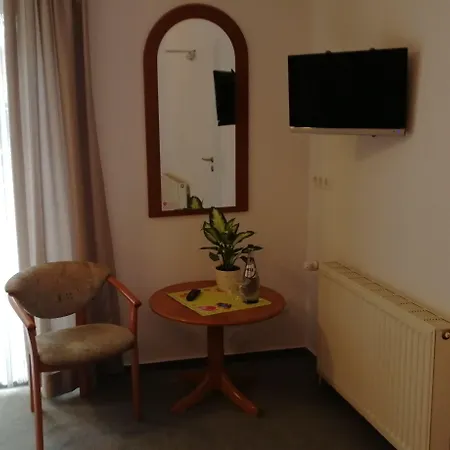 Hotel&gasthaus Zum Domkreuger 3*