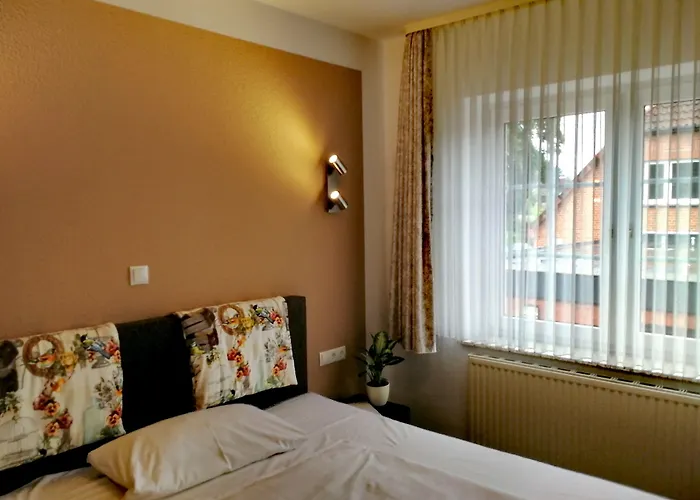 Otel & Zum Domkreuger 3*