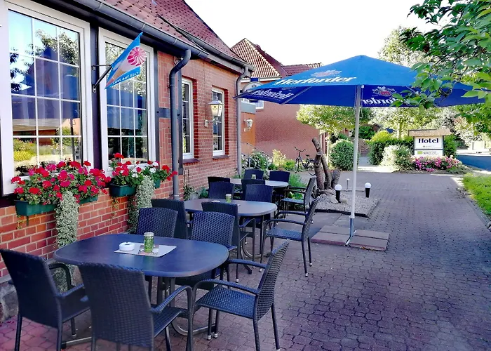 & Zum Domkreuger Otel Walsrode