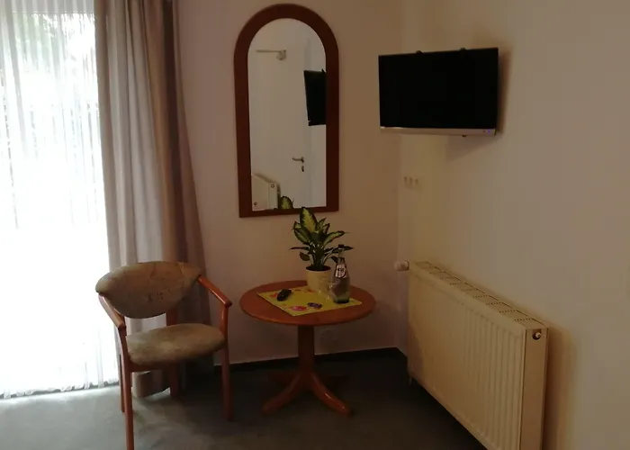 & Zum Domkreuger 3*